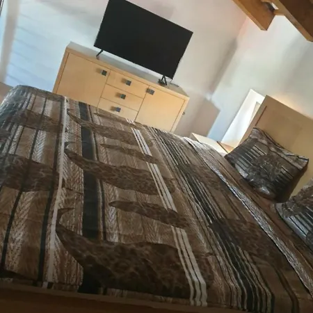 Goran Apartman * Smartno